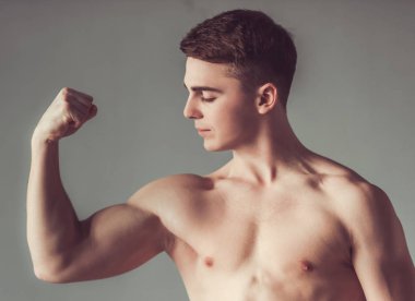 yakışıklı genç sporcu