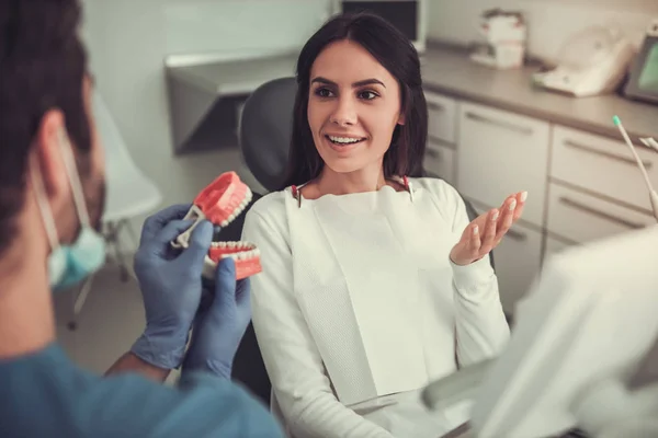 Al Dentista — Foto Stock