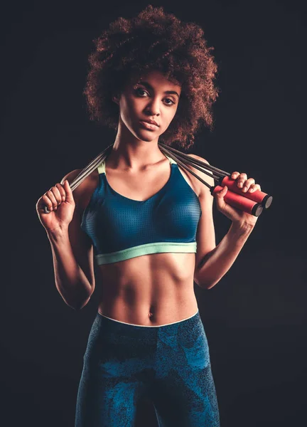Afro ragazza americana facendo sport — Foto Stock