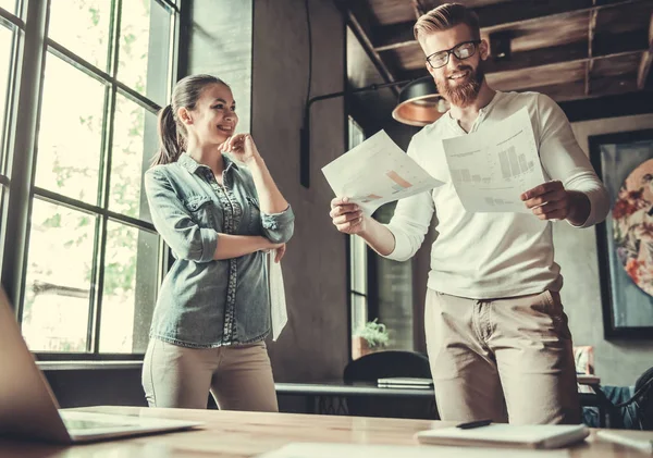 People working in the office — Stock Photo, Image