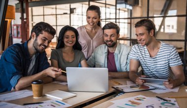 genç iş takım çalışması