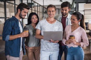 genç iş takım çalışması