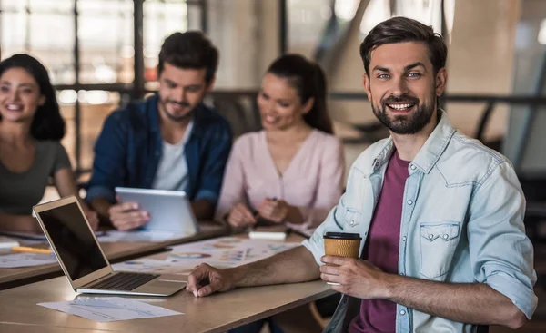 genç iş takım çalışması