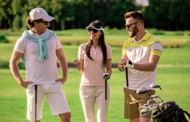 Golf oynayanlar