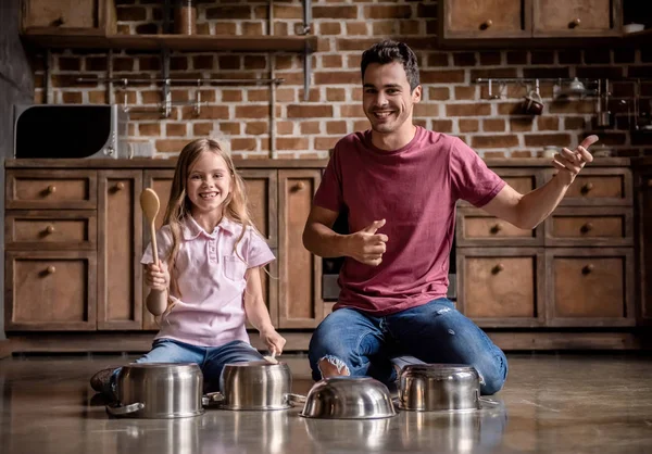 Padre e hija —  Fotos de Stock