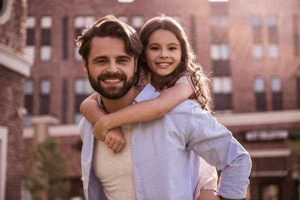 Pappa och dotter — Stockfoto