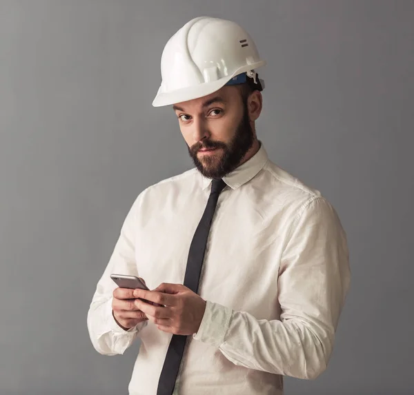 Bonito jovem empresário — Fotografia de Stock