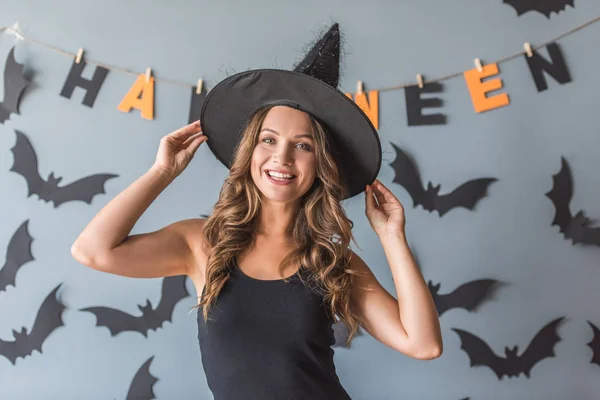 Donna pronta per Halloween — Foto Stock