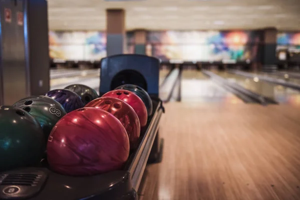 Salle de bowling moderne — Photo