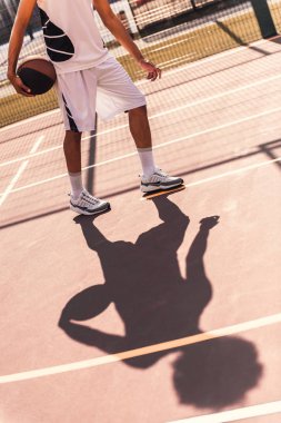 Çekici basketbol oyuncusu