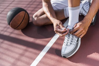 Çekici basketbol oyuncusu