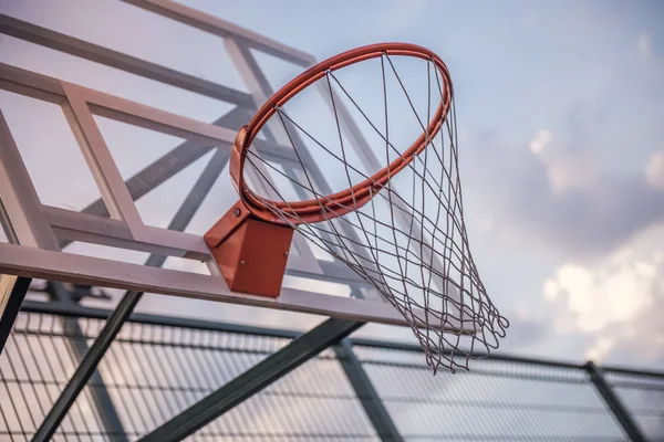 Basketbalový koš mimo — Stock fotografie