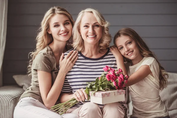 Saludos de vacaciones de la abuela — Foto de Stock