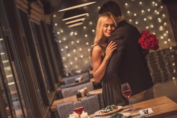 Couple on a date — Stock Photo, Image