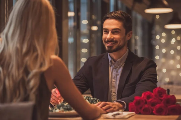 Couple on a date — Stock Photo, Image