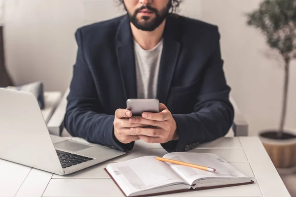 Tipo con estilo de trabajo — Foto de Stock