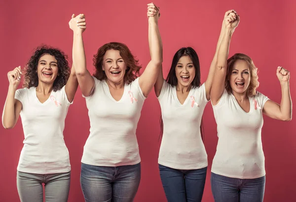 Mujeres contra el cáncer de mama — Foto de Stock