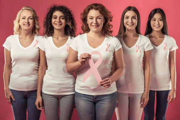 Mujeres contra el cáncer de mama — Foto de Stock