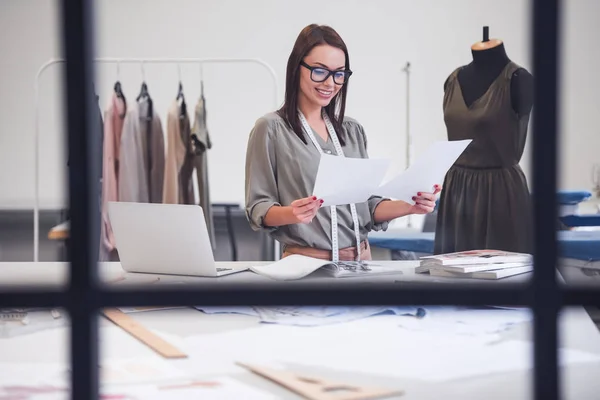 Attractive designer working — Stock Photo, Image