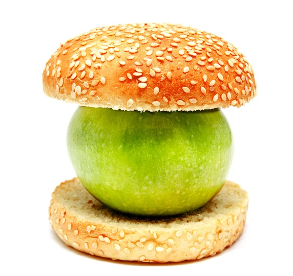 Apfel im Humburger — Stockfoto