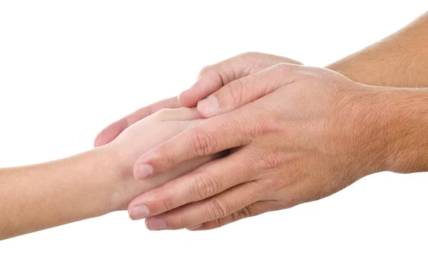 Mão de criança pequena nas grandes palmas de um adulto — Fotografia de Stock