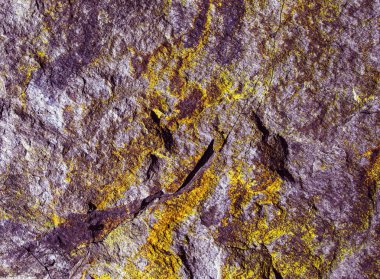 Doğanın ressamı tarafından boyanmış taş kaya resimleri ve rüzgar.