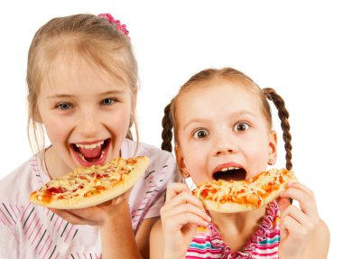 Mutlu çocuklar pizza yemek