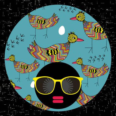 yaratıcı saç elbise ile güneş gözlüklü kız. 