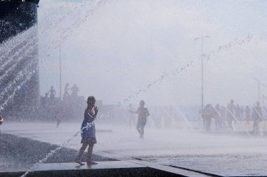 Yaz saati çocuk oyunları 
