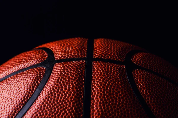 Баскетбольный Мяч Черном Фоне — стоковое фото