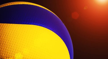 siyah bir arka plan üzerinde izole voleybol topu