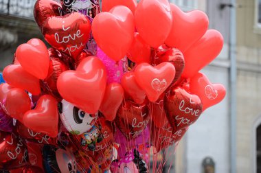 balonlar görüntüyü kapat