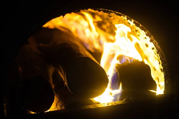 Caldera de combustible de madera —  Fotos de Stock