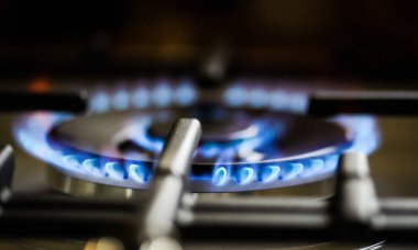 Doğal gaz mutfak gaz sobası yakan