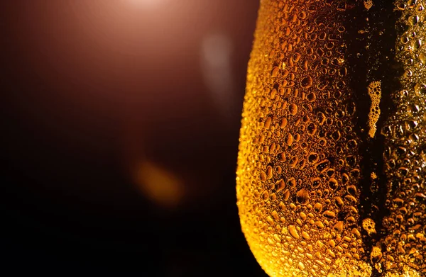Μπύρα Κρύο Craft Φως Μπύρα Ένα Ποτήρι Σταγόνες Νερού Στο — Φωτογραφία Αρχείου