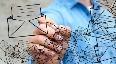 İşadamı çizim el yazması bir kalemle Simge iletişim