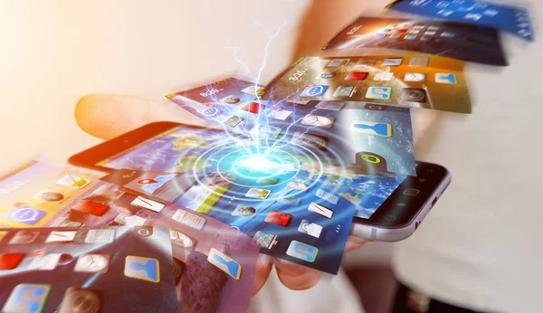 Бизнесмен переключает фон телефона на современное устройство 3D ренде — стоковое фото