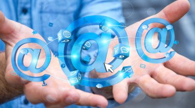 3D render e-posta simgesi elinde tutan işadamı