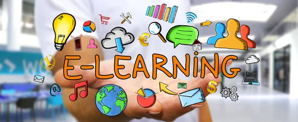 Geschäftsmann mit handgezeichneter E-Learning-Präsentation — Stockfoto
