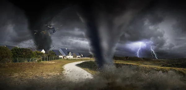 Крупная катастрофа Торнадо — стоковое фото