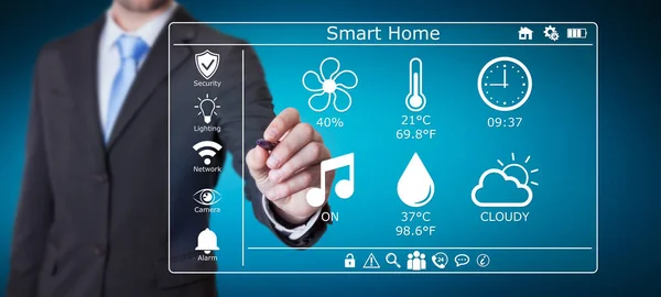 Uomo d'affari utilizzando l'interfaccia digitale smart home rendering 3D — Foto Stock