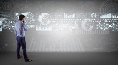 Bir duvara 3d render grafik ekranlar arabirimini kullanarak iş adamı