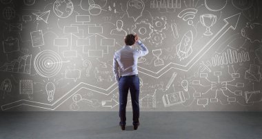 Bir duvara 3d işleme eskiz bir proje izlerken işadamı