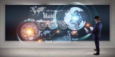 Üzerinde bir kurulu 3d renderin grafik ekranlar arabirimini kullanarak iş adamı