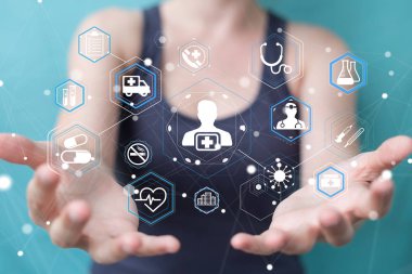 Modern tıbbi arabirimi 3d işlemesini kullanan iş kadını