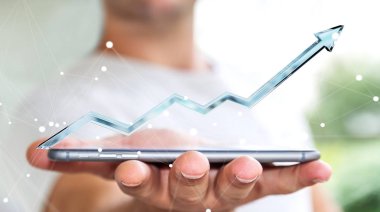 Dijital mavi ok 3d render tutan işadamı