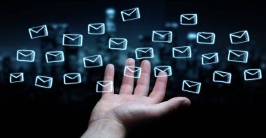 Holding ve yüzen dokunmadan işadamı kroki e-postaları