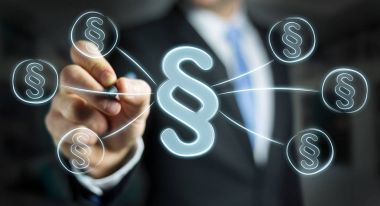 Hukuk koruma sağ sembol çizim işadamı