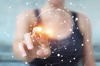 Uçan Dünya ağ arabirimi 3d işlemesini kullanan iş kadını