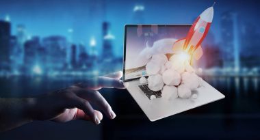 Bir laptop 3d render roket başlatılması ile iş adamı